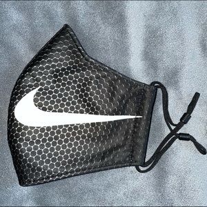 COPY - Nike Face Mask